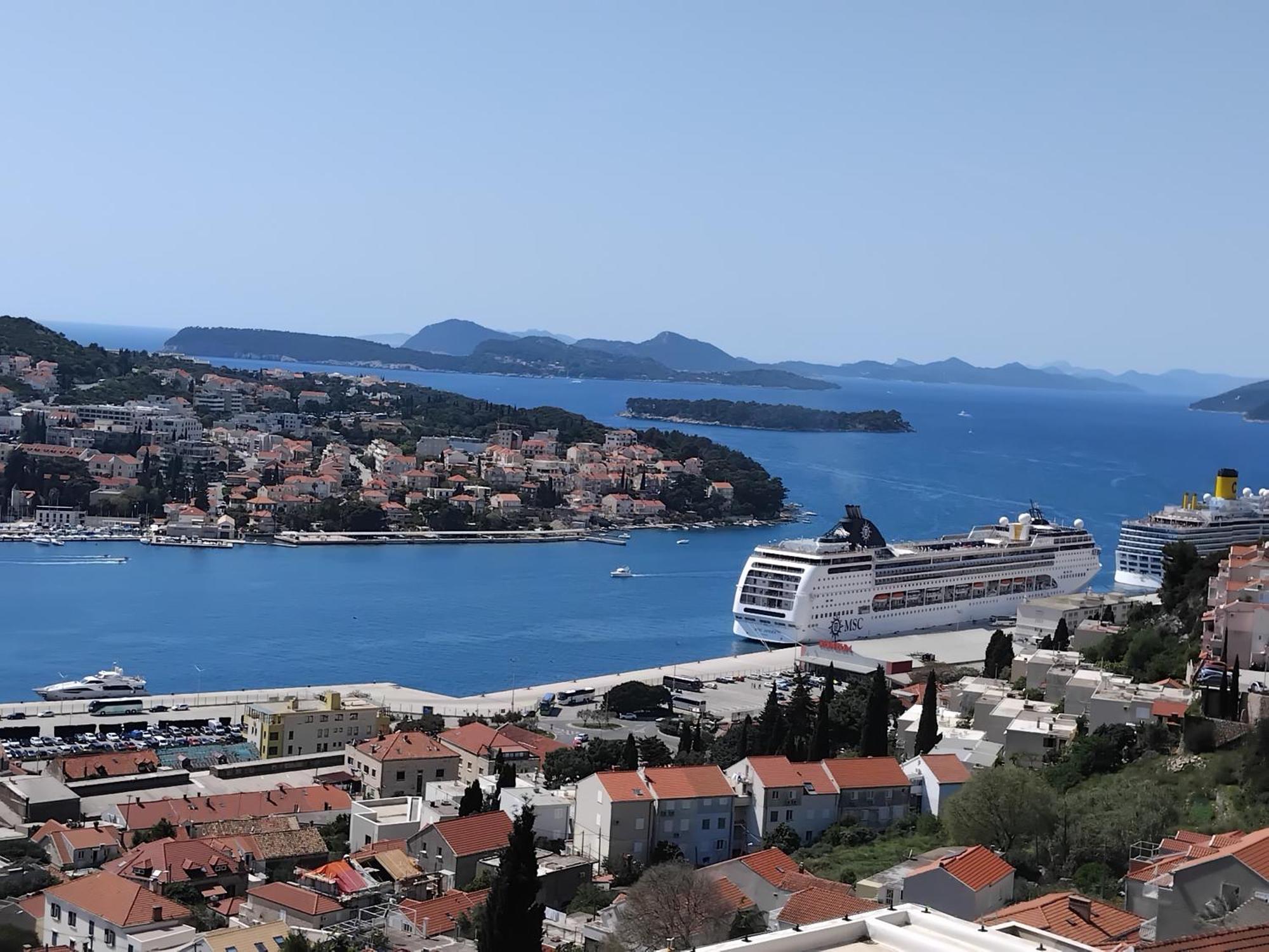 Rooms Anela With Large Common Tarrace And Beautiful Sea View Dubrovnik Dış mekan fotoğraf