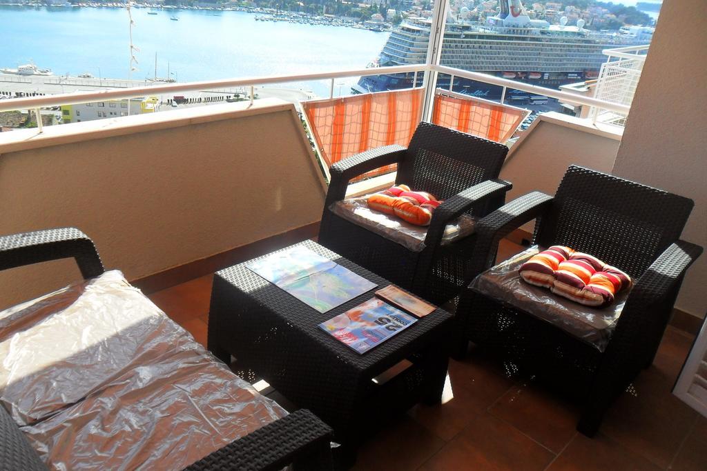 Rooms Anela With Large Common Tarrace And Beautiful Sea View Dubrovnik Oda fotoğraf