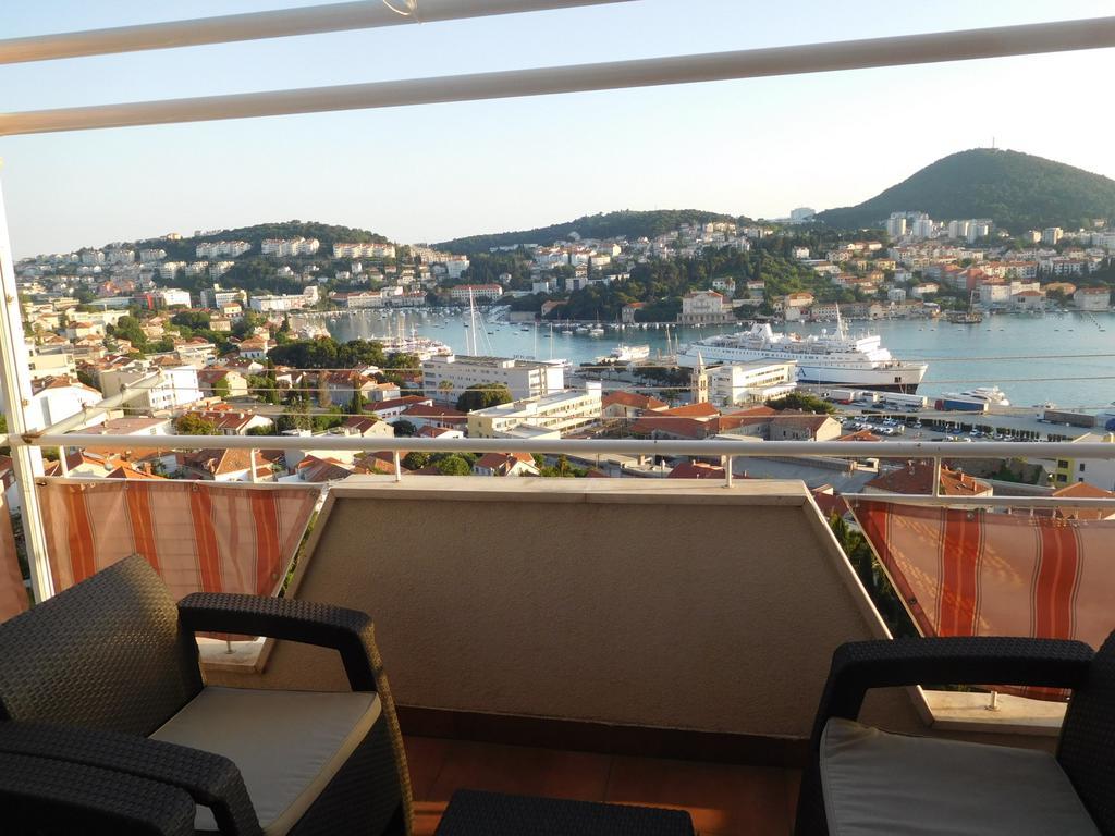 Rooms Anela With Large Common Tarrace And Beautiful Sea View Dubrovnik Dış mekan fotoğraf